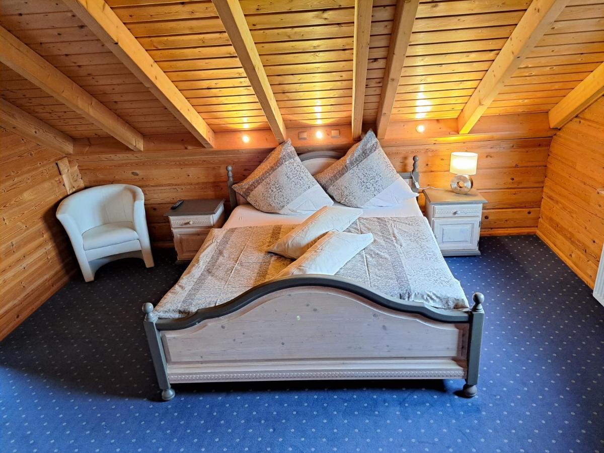 Steewer Landhaus Gemuetliche Ferienwohnung Bis 6 Pers In Ruhiger Ortsrandlage Stebach Dış mekan fotoğraf
