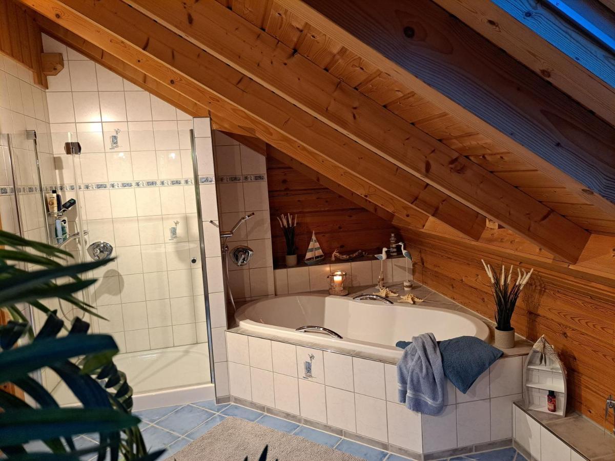 Steewer Landhaus Gemuetliche Ferienwohnung Bis 6 Pers In Ruhiger Ortsrandlage Stebach Dış mekan fotoğraf