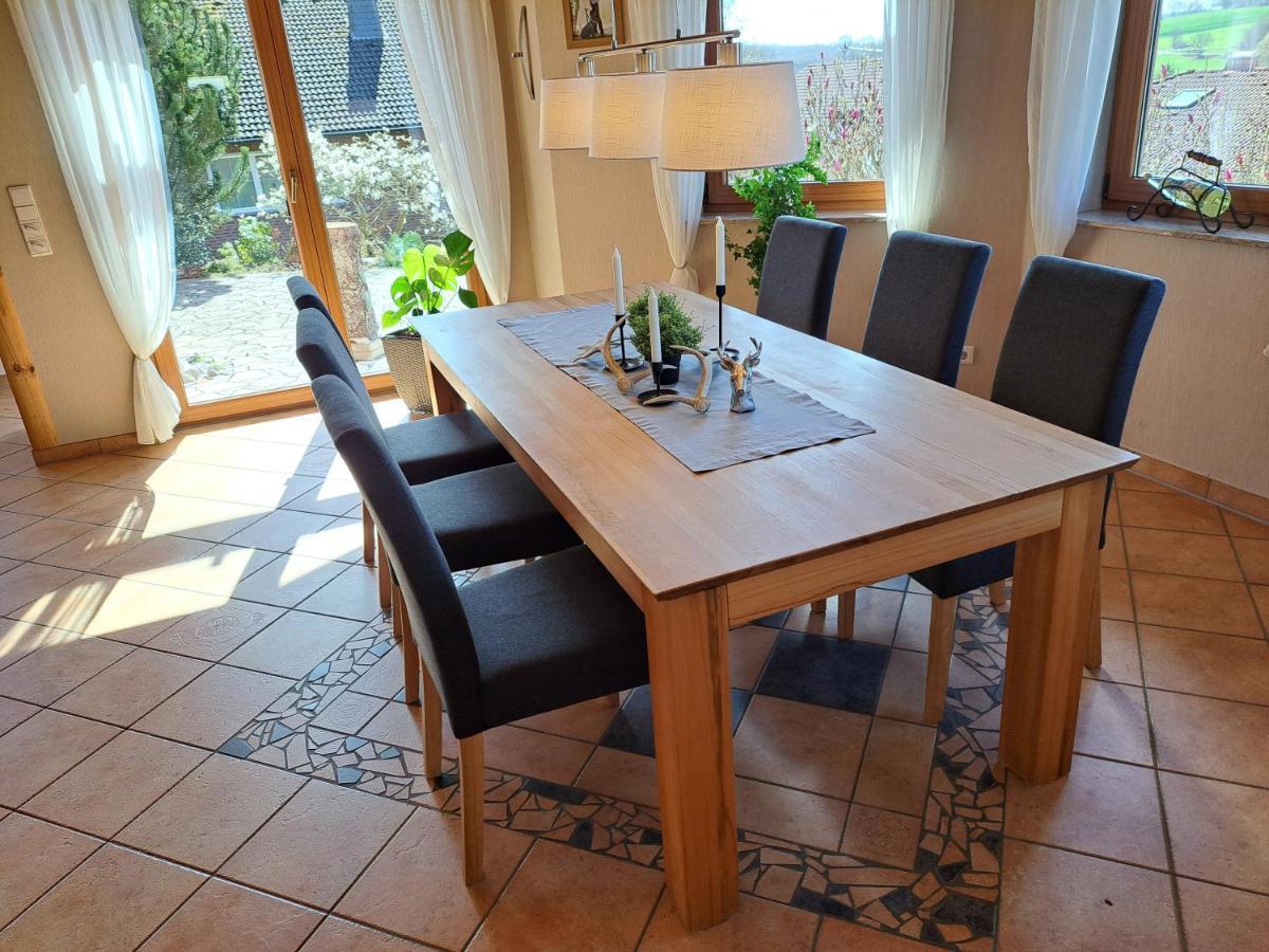 Steewer Landhaus Gemuetliche Ferienwohnung Bis 6 Pers In Ruhiger Ortsrandlage Stebach Dış mekan fotoğraf