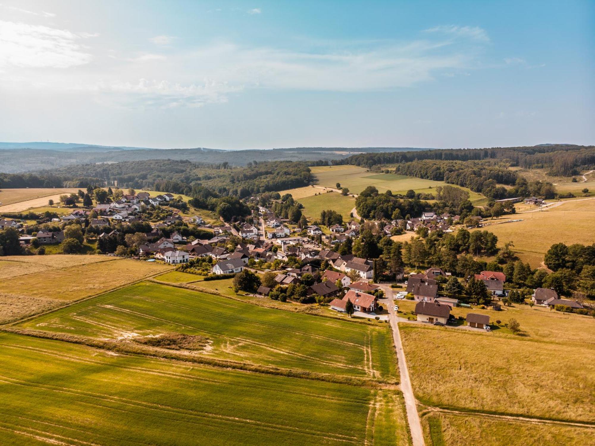 Steewer Landhaus Gemuetliche Ferienwohnung Bis 6 Pers In Ruhiger Ortsrandlage Stebach Dış mekan fotoğraf